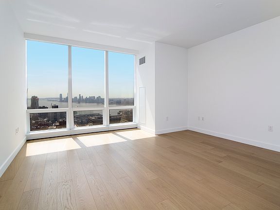 3rd image of 15 Hudson Yard #36B