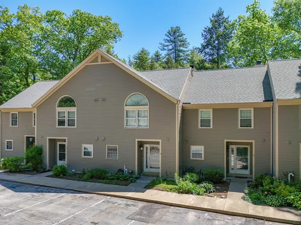 19 Village Falls Way, Merrimack, NH 03054