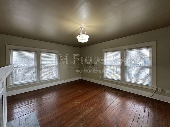 4th image of 225 Kingston Rd #3