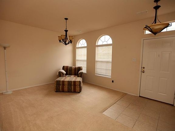 4th image of 3900 Dumas Dr