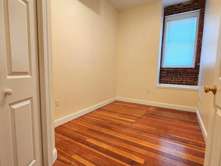 379 Main St #1 — Photo 6