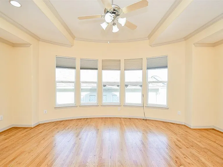 1515 Hyde Park Blvd #39 — Photo 18