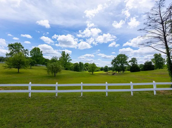 420 Park Dr, Rock Island, TN 38581