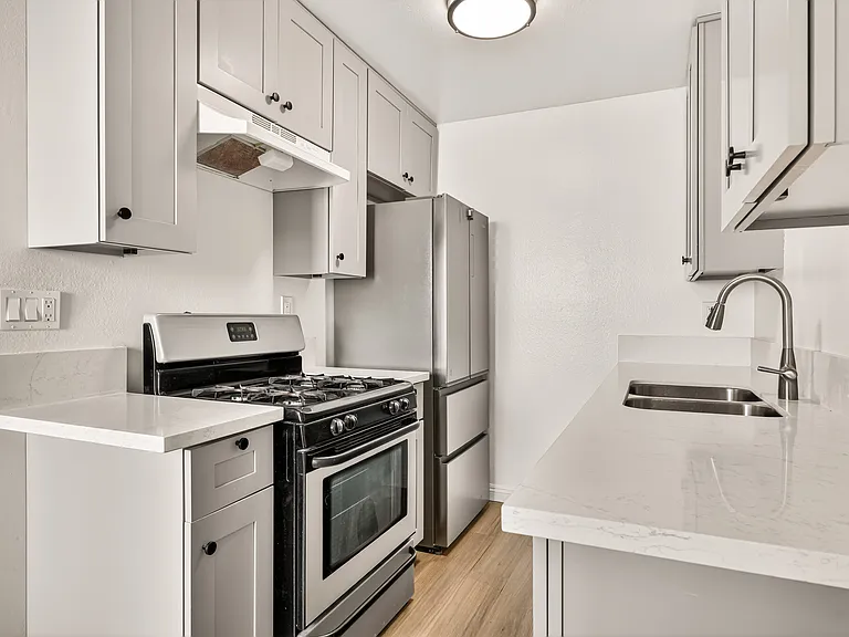 1631 W 224th St #2 — Photo 4