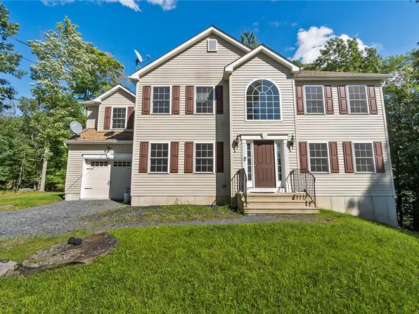 1037 Bear Swamp Rd, East Stroudsburg, PA 18302