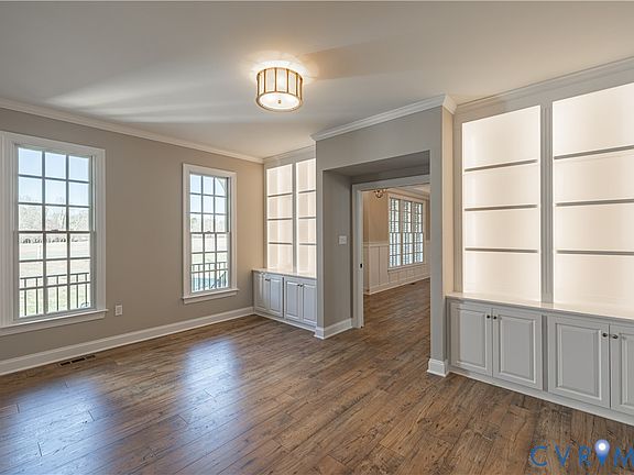 3rd image of Lightfoot Way Cir