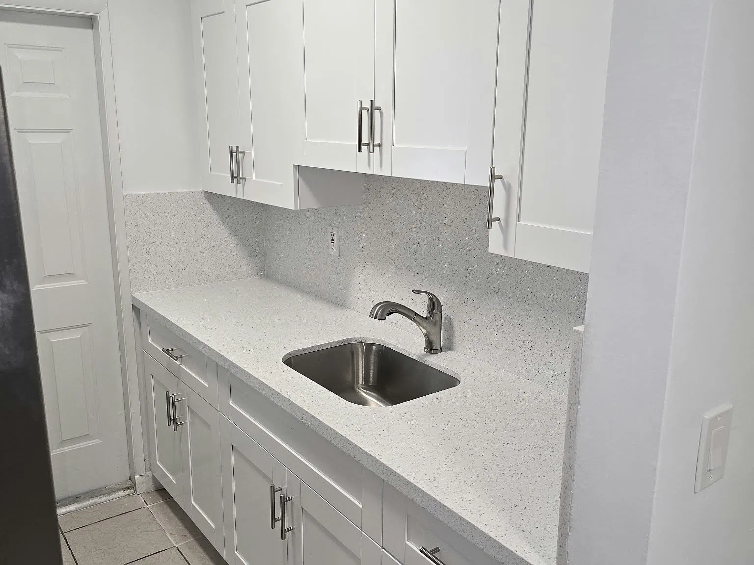 636 Meridian Ave — Photo 1