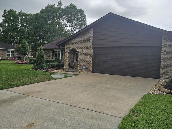 12311 Old River Dr
