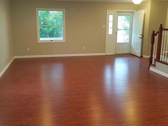 5th image of 241 N 49th Avenue Pl