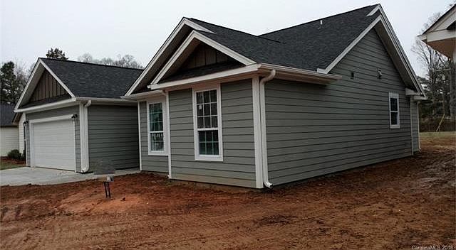 2nd image of 324 Austin Dr