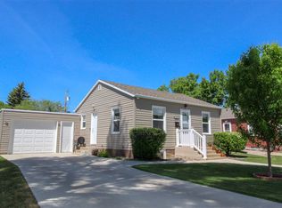 1318 Main St S, Minot, ND 58701