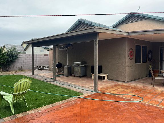 3rd image of 3005 W Salter Dr