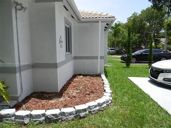 2nd image of 20425 SW 93rd Ave