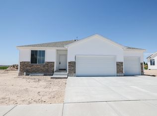 3093 N Grant Ave, Idaho Falls, ID 83401
