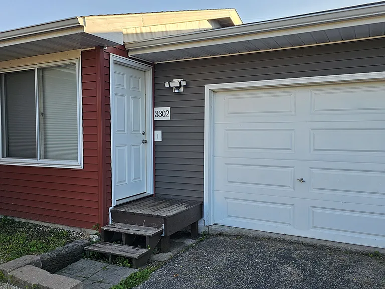 3302 29th Ct S — Photo 2