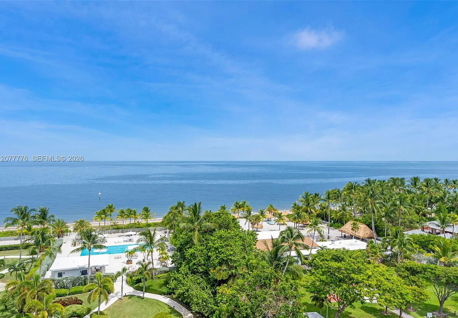 607 Ocean Dr — Photo 2