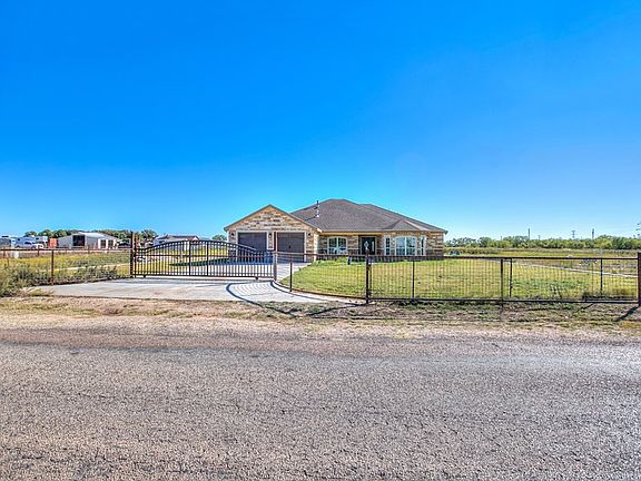 3rd image of 7378 Rust Rd