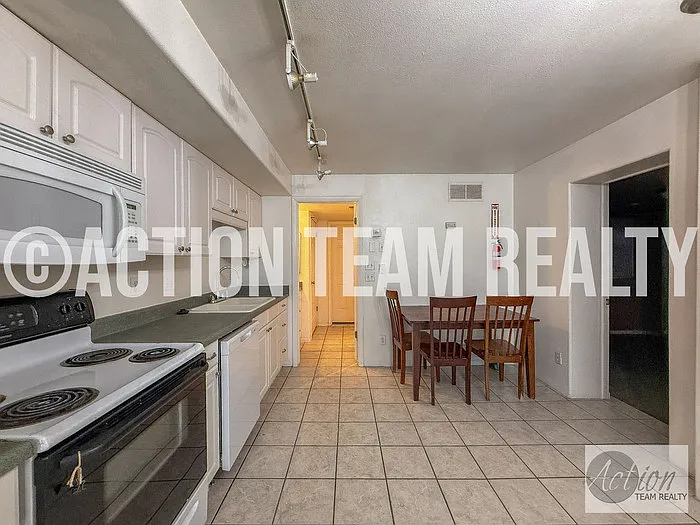 1 bed, 1.0 bath, 700 sqft, $1,125 — Photo 4