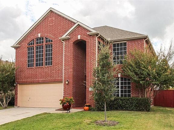 2nd image of 2301 Killarney Dr