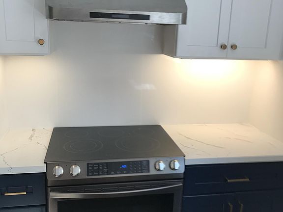 3rd image of 2972 Driftwood Dr