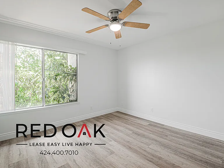 5107 Passons Blvd #307 — Photo 3