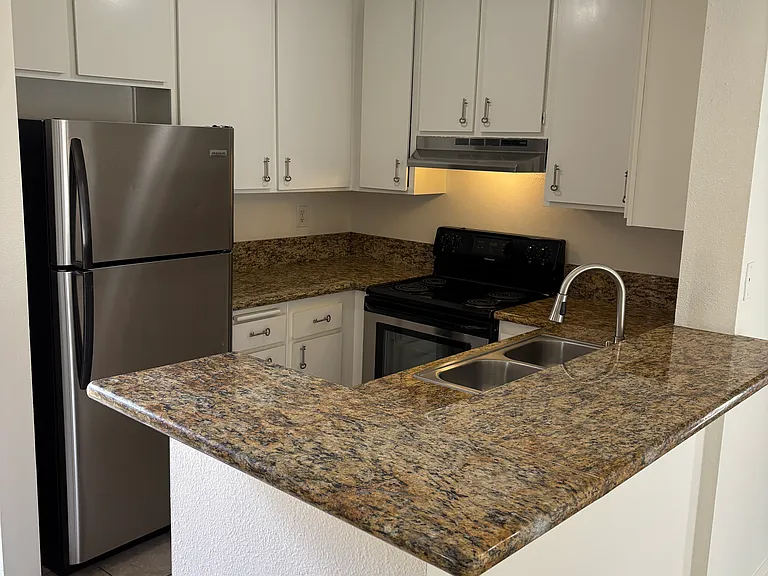 17450 Burbank Blvd #210 — Photo 5