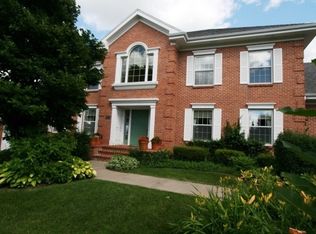 7425 Welton Dr, Madison, WI 53719