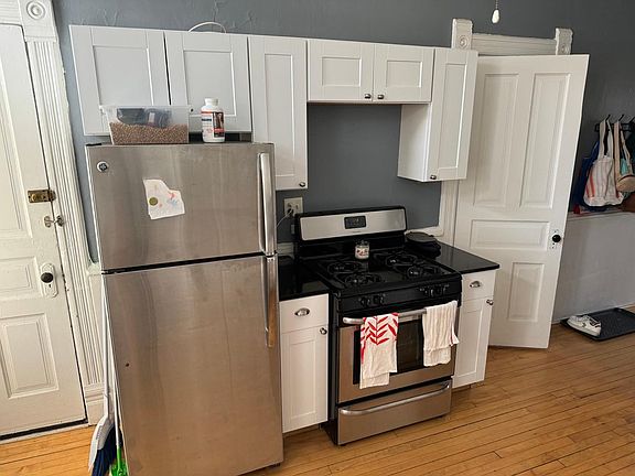 2nd image of 1442 N Paulina St APT 2F