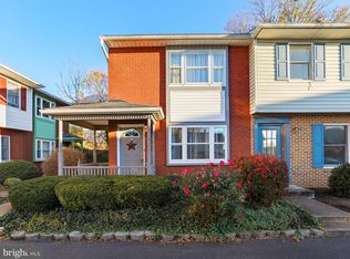 227 Ringgold St, Waynesboro, PA 17268