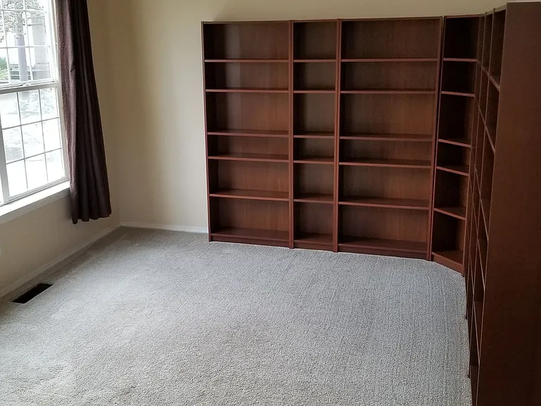 15467 NW Decatur Way — Photo 4