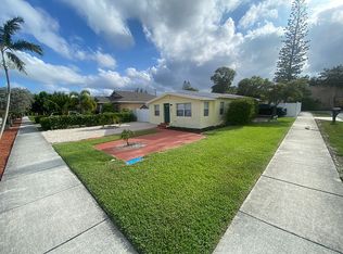 102 SW 14th Ave, Delray Beach, FL 33444