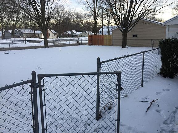 2nd image of 3835 Jefferson Ave SE