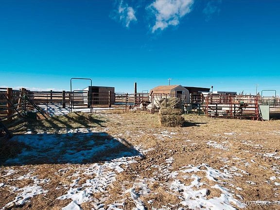 2nd image of 5853 Old Highway 130