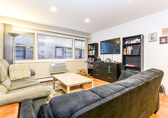 5th image of 222 Washington Blvd APT 202