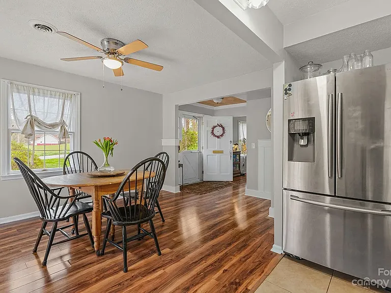 1411 Kensington Rd #C4 — Photo 5