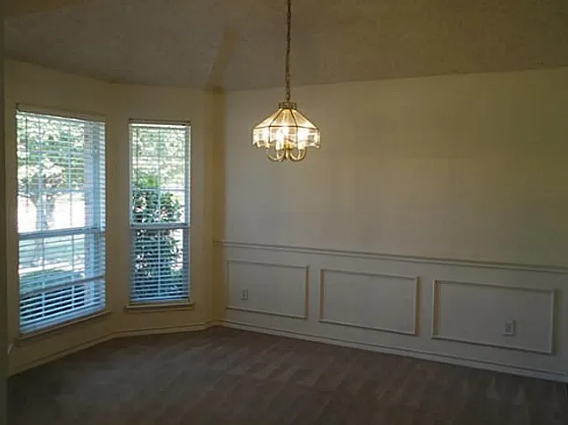 123 E Clubview Cir — Photo 6