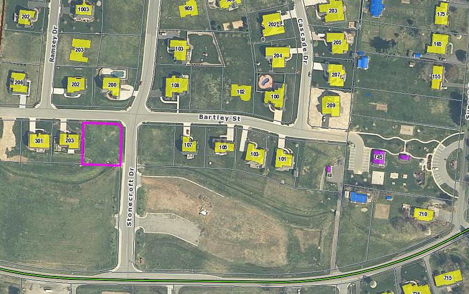 2nd image of 200 Stonecroft Dr #L59