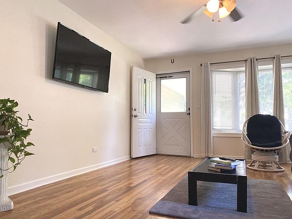 4th image of 512 Knollwood Dr