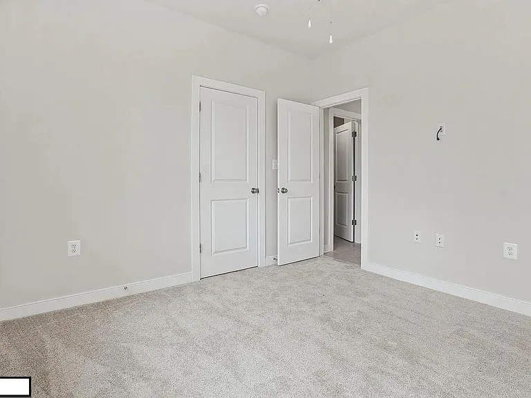 208 E Pennsylvania Ave — Photo 16