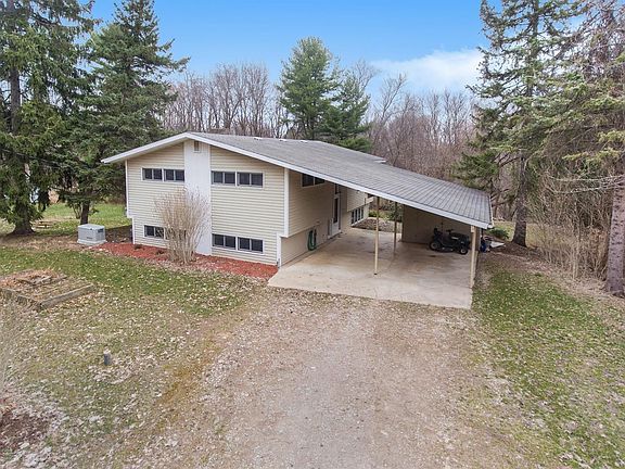 3rd image of 13717 Recreation Dr