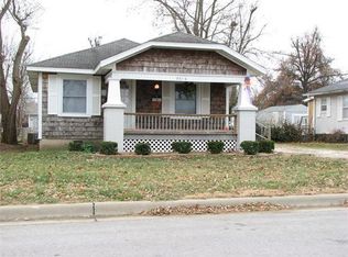 2016 E Cairo St, Springfield, MO 65802