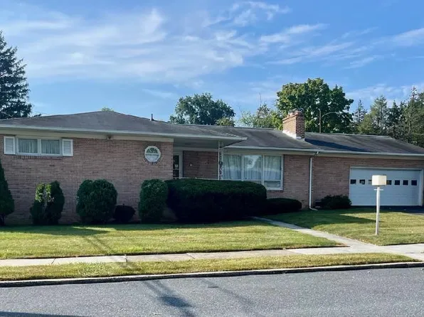 3403 Canby St, Harrisburg, PA 17109