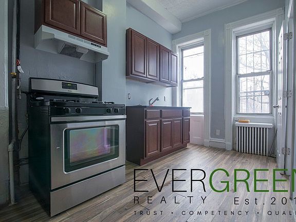 2nd image of 229 Wyckoff Ave APT 2R