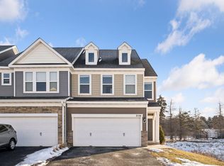 7150 Walnut Grove Ln N, Maple Grove, MN 55311