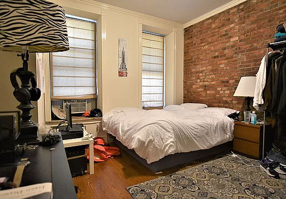 4th image of 230 E 97th St APT 2A