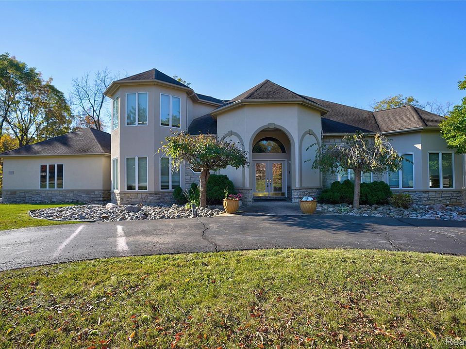 1st image of 5166 Warwick Woods Trl