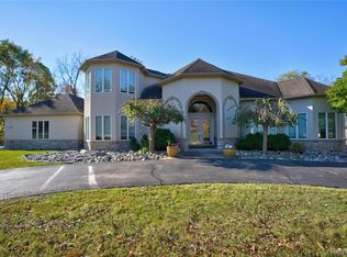 5166 Warwick Woods Trl, Grand Blanc, MI