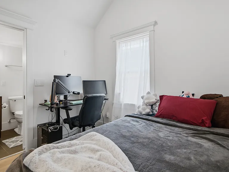 6 Felix St #E — Photo 8