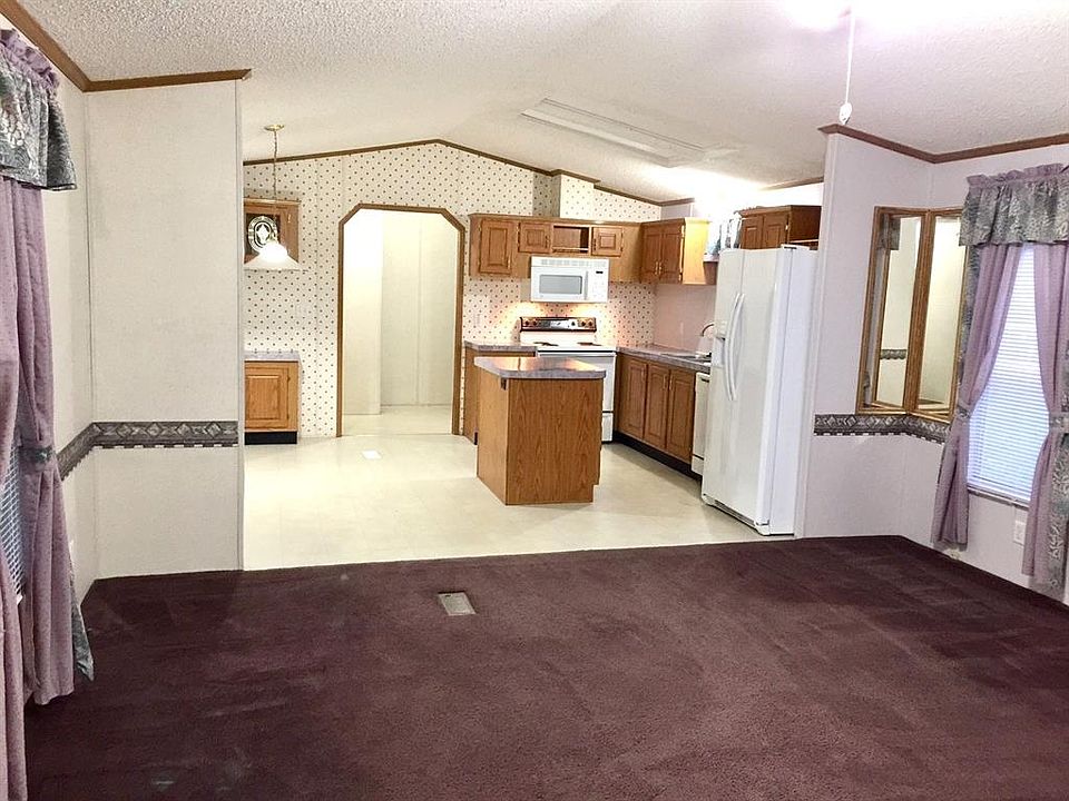 1st image of 23194 Laura Ln