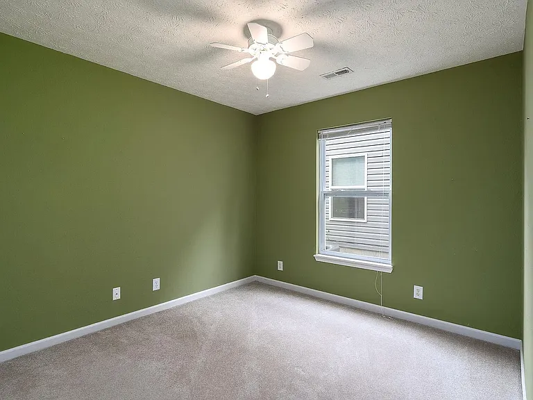 329 Bluegrass Dr — Photo 18